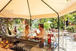 Continental Hotel 3*